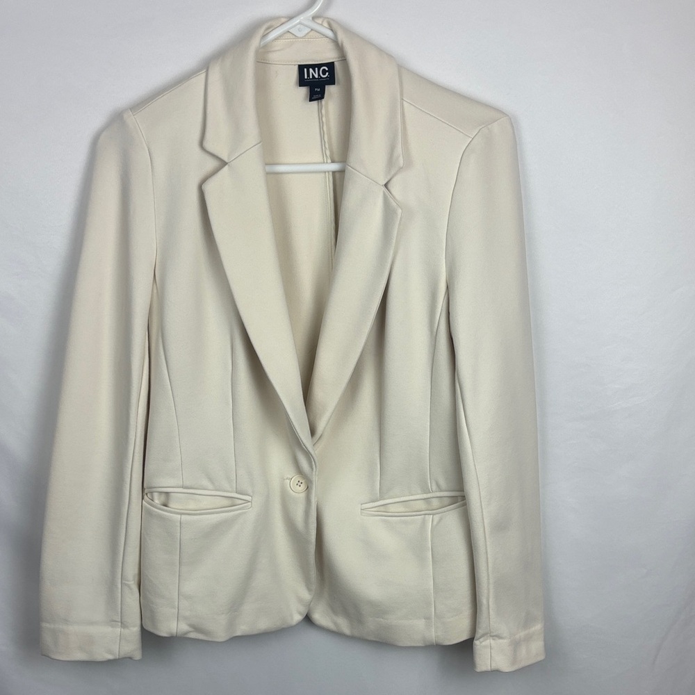INC International Concepts Women's Ivory Blazer. Size PM